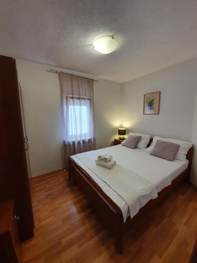 Apartments Petani ซาดาร์ ภายนอก รูปภาพ